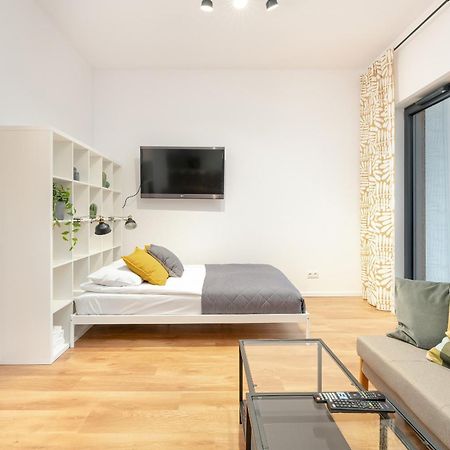 Cozy Studio With Balcony And Free Garage By Noclegi Renters بوزنان المظهر الخارجي الصورة
